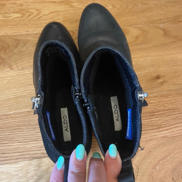 Aldo back boots, zipper side, size 8 - Picture 2 of 3